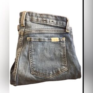 Jen7 Blue Denim Jeans cropped and folded bottom. Straight fit